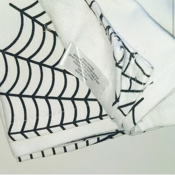 Halloween Hocus Pocus Dish Towels Set of 2 100% Cotton NEW - Picture 3 of 3